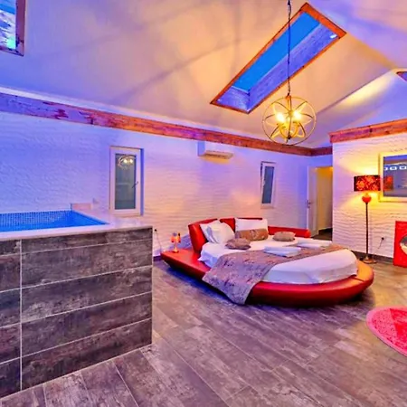 Villa Islamlar Village 3 Bedroom *